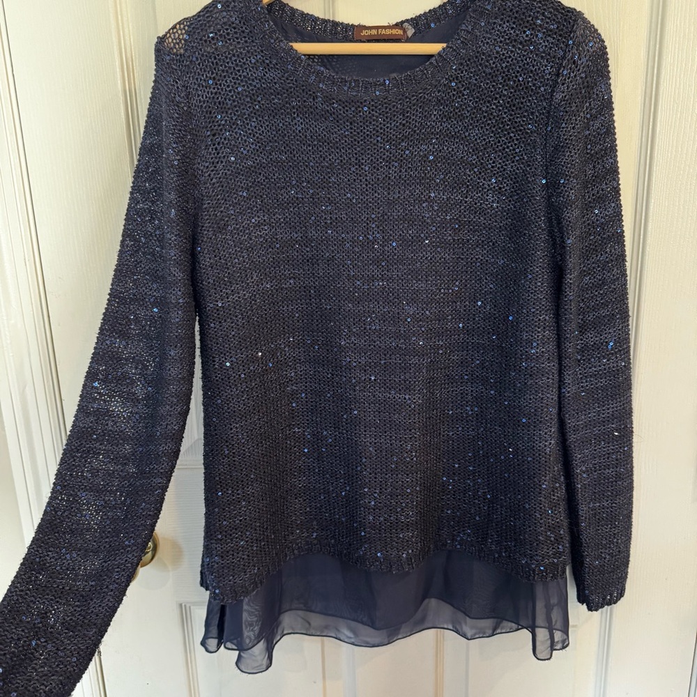 John Fashion Navy Sequin Knit Top w/ Chiffon Hem & Bow Back – Medium